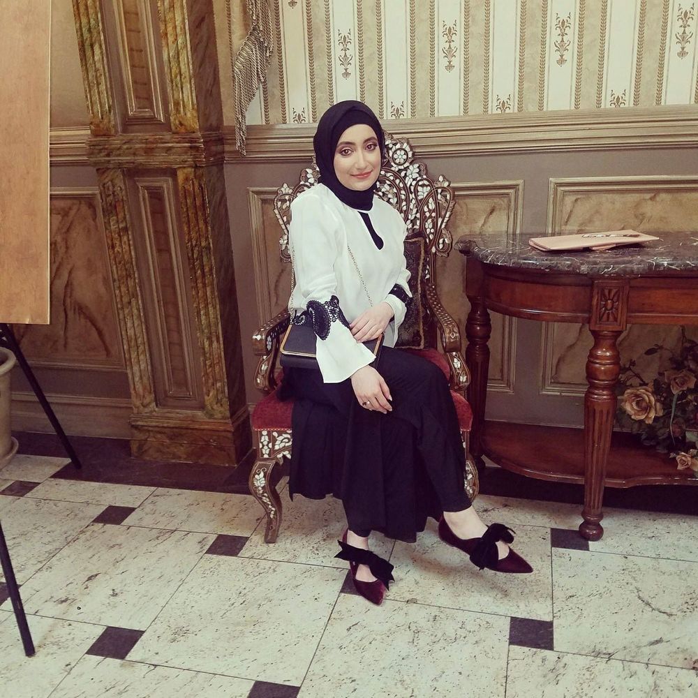 Meet your Posher, Fatemeh